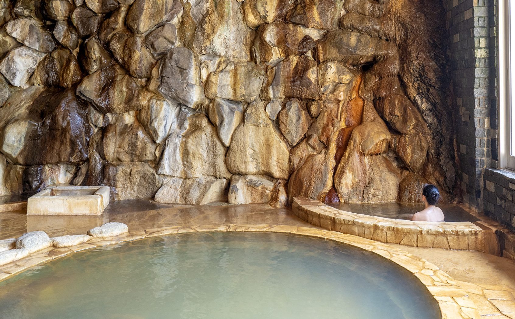100年以上の歴史を持つ名湯「然別峡かんの温泉」の魅力とは？